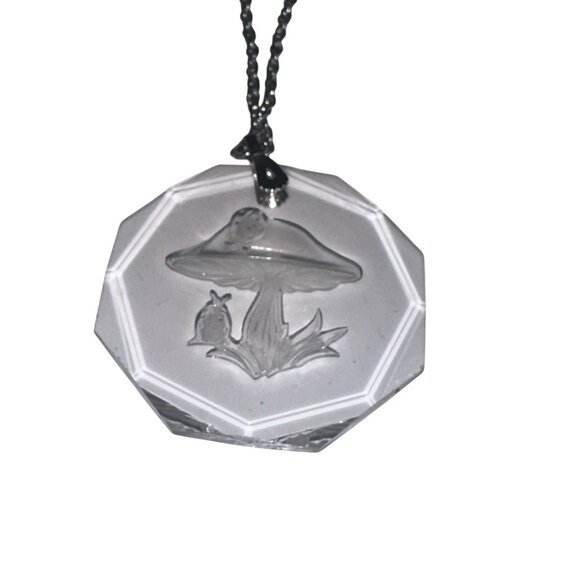 VTG Hallmark Little Art Gallery OB Austrian Crystal Necklace Mushroom Ladybugs - Picture 3 of 5